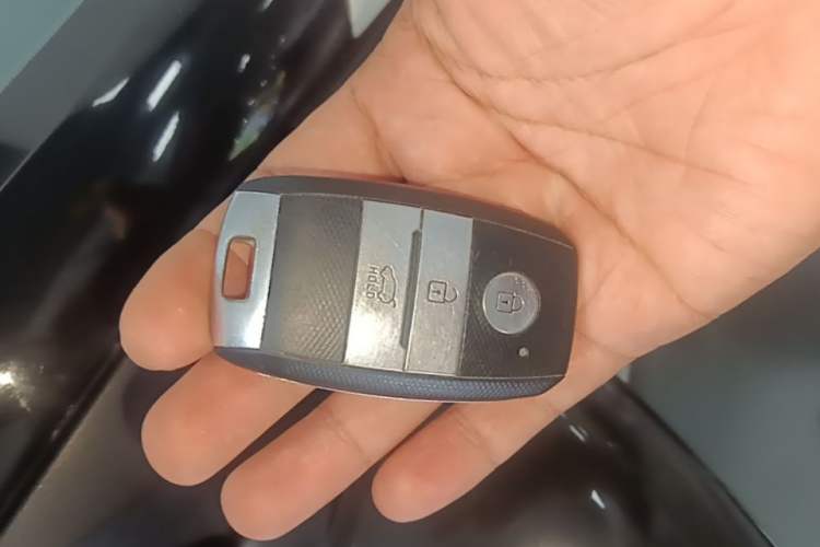 Used Kia kx1 Stonic 2019 1.4L Automatic Fun Edition China V Standard Vehicle Key