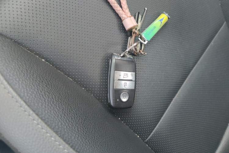 Used Kia kx1 Stonic 2019 1.4L Automatic Fun Edition China VI Vehicle Key