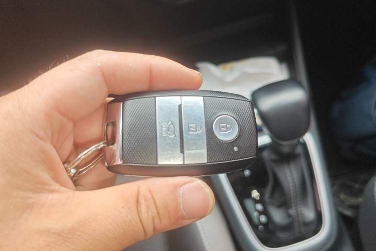 Used Kia kx1 Stonic 2019 1.4L Automatic Fun Edition China VI Vehicle Key
