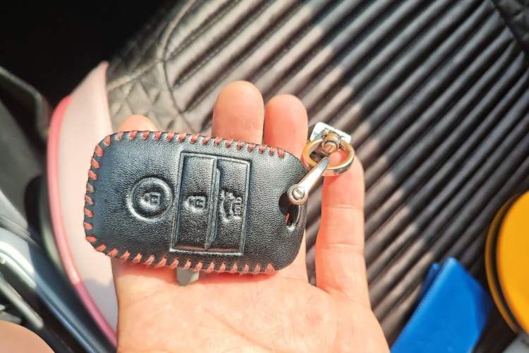 Used Kia kx1 Stonic 2019 1.4L Automatic Fun Edition China V Standard Vehicle Key