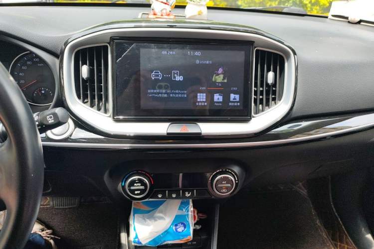 Used Kia kx1 Stonic 2019 1.4L Automatic Sport Edition China VI Audio And AC Panel
