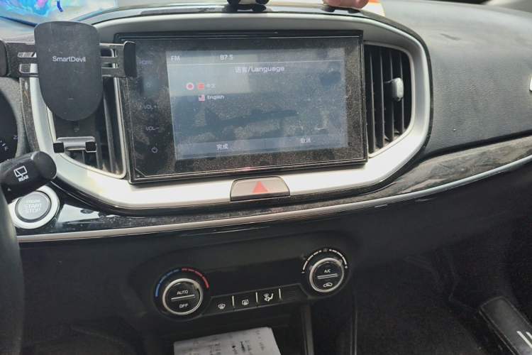 Used Kia kx1 Stonic 2019 1.4L Automatic Fun Edition China VI Audio And AC Panel