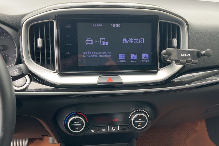 Used Kia kx1 Stonic 2019 1.4L Automatic Sport Edition China VI Audio And AC Panel