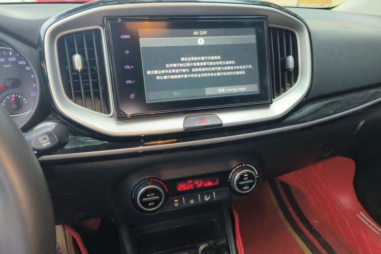 Used Kia kx1 Stonic 2019 1.4L Automatic Fun Edition China VI Audio And AC Panel
