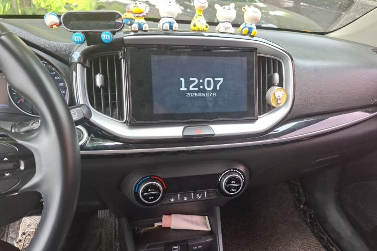 Used Kia kx1 Stonic 2019 1.4L Automatic Sport Edition China VI Audio And AC Panel