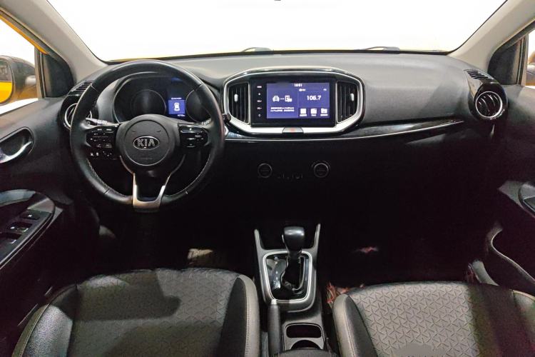 Used Kia kx1 Stonic 2019 1.4L Automatic Fun Edition China V Standard Center Console