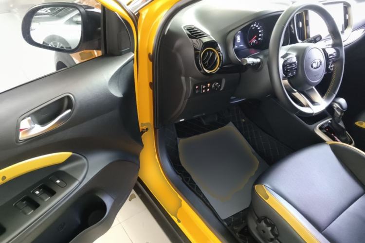 Used Kia kx1 Stonic 2019 1.4L Automatic Fun Edition China VI Driver Seat
