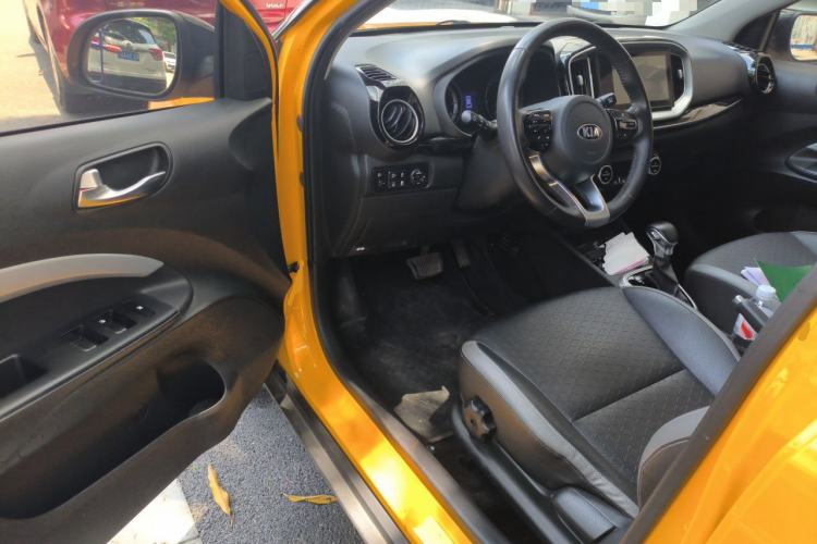 Used Kia kx1 Stonic 2019 1.4L Automatic Fun Edition China V Standard Driver Seat