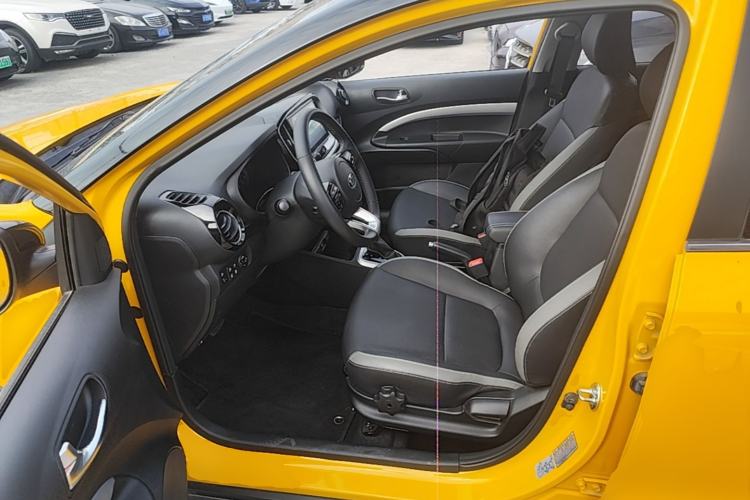 Used Kia kx1 Stonic 2019 1.4L Automatic Fun Edition China VI Driver Seat