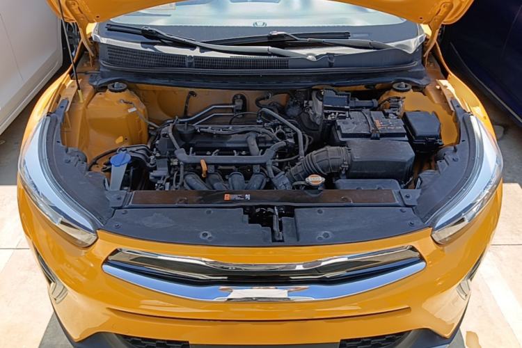 Used Kia kx1 Stonic 2019 1.4L Automatic Sport Edition China VI Engine Bay
