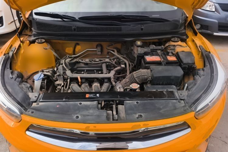 Used Kia kx1 Stonic 2019 1.4L Automatic Sport Edition China VI Engine Bay