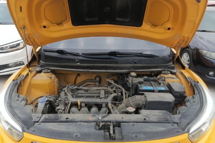 Used Kia kx1 Stonic 2019 1.4L Automatic Sport Edition China VI Engine Bay