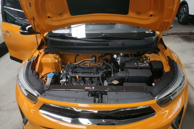 Used Kia kx1 Stonic 2019 1.4L Automatic Fun Edition China VI Engine Bay