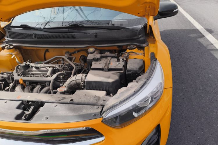 Used Kia kx1 Stonic 2019 1.4L Automatic Fun Edition China VI Engine Bay Left
