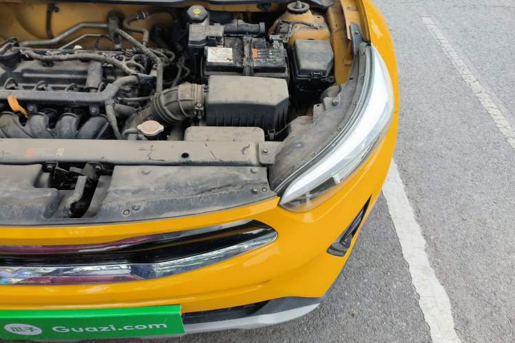 Used Kia kx1 Stonic 2019 1.4L Automatic Fun Edition China VI Engine Bay Left