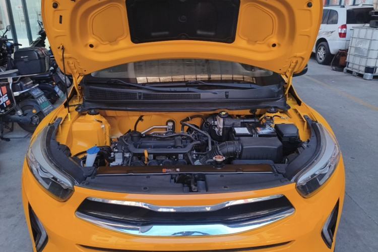 Used Kia kx1 Stonic 2019 1.4L Automatic Sport Edition China VI Engine Bay