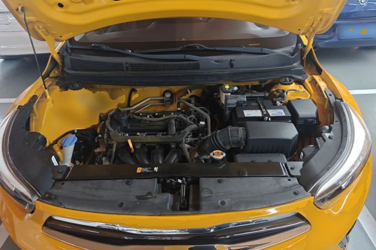Used Kia kx1 Stonic 2019 1.4L Automatic Sport Edition China VI Engine Bay