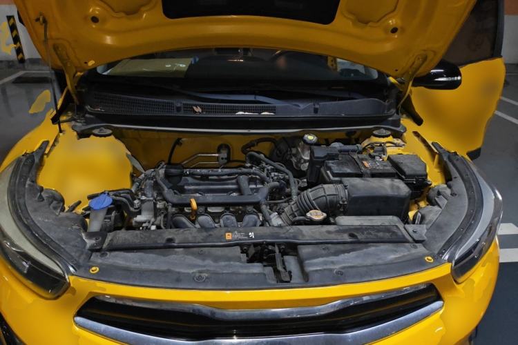 Used Kia kx1 Stonic 2019 1.4L Automatic Fun Edition China V Standard Engine Bay