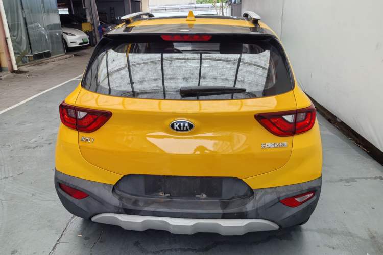 Used Kia kx1 Stonic 2019 1.4L Automatic Sport Edition China VI Exterior 10