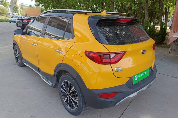 Used Kia kx1 Stonic 2019 1.4L Automatic Fun Edition China VI Exterior 2