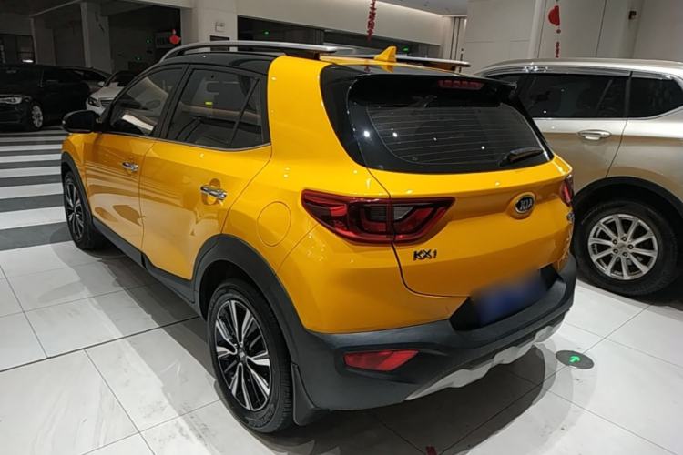 Used Kia kx1 Stonic 2019 1.4L Automatic Sport Edition China VI Exterior 2
