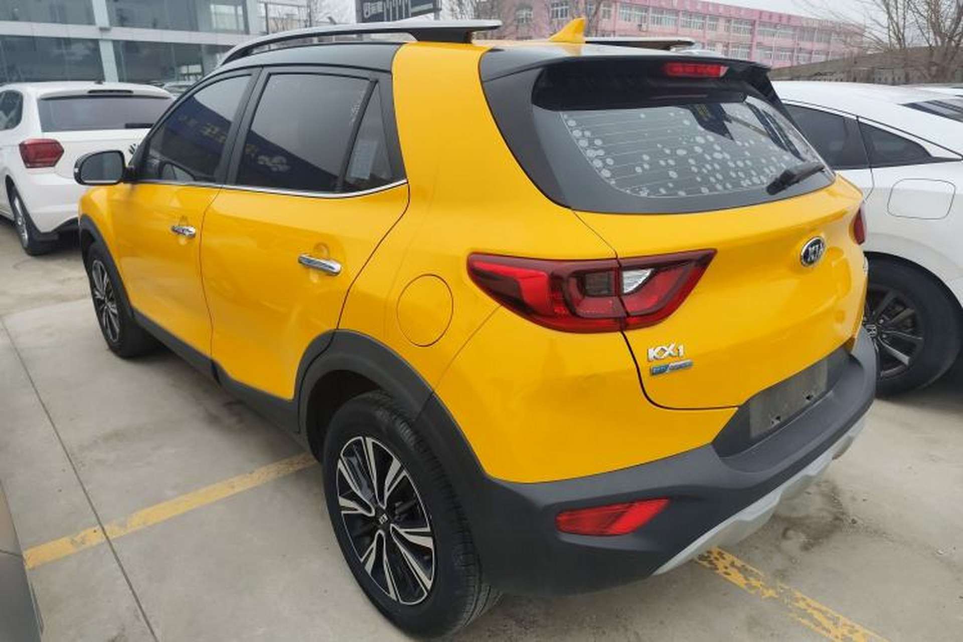 Used Kia kx1 Stonic 2019 1.4L Automatic Fun Edition China V Standard Exterior 2