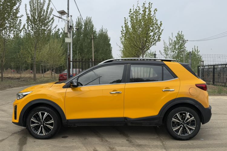 Used Kia kx1 Stonic 2019 1.4L Automatic Fun Edition China V Standard Exterior 3