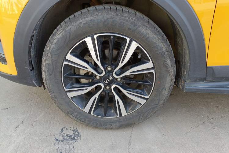 Used Kia kx1 Stonic 2019 1.4L Automatic Fun Edition China VI Exterior 4