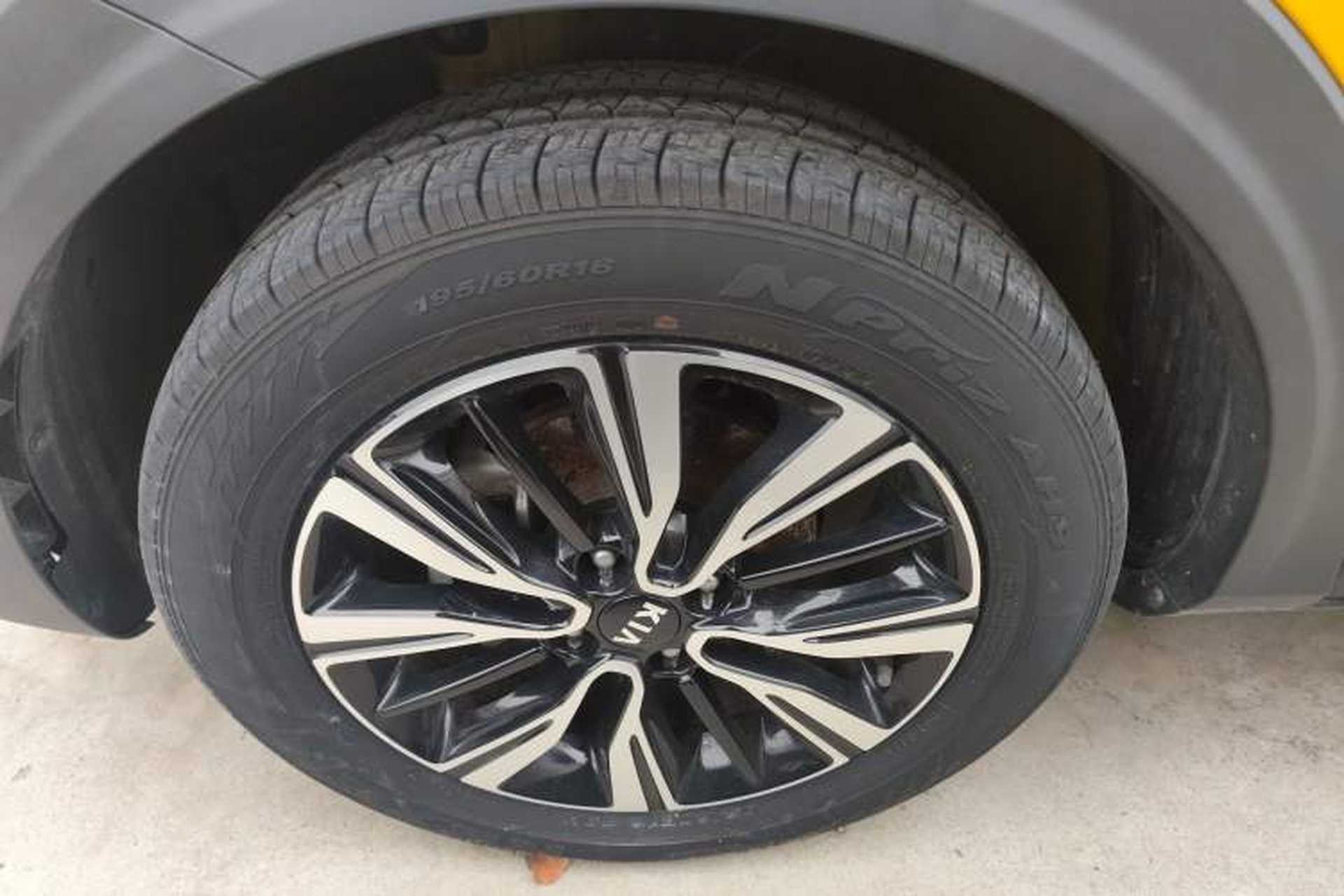 Used Kia kx1 Stonic 2019 1.4L Automatic Fun Edition China V Standard Exterior 4