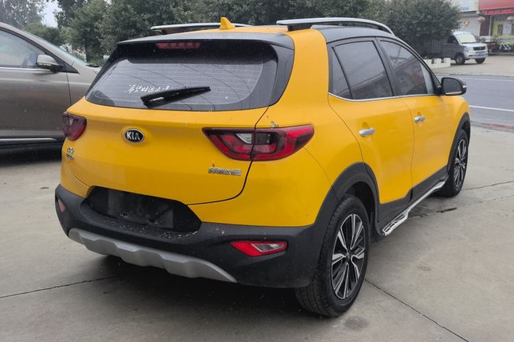 Used Kia kx1 Stonic 2019 1.4L Automatic Fun Edition China VI Exterior 4