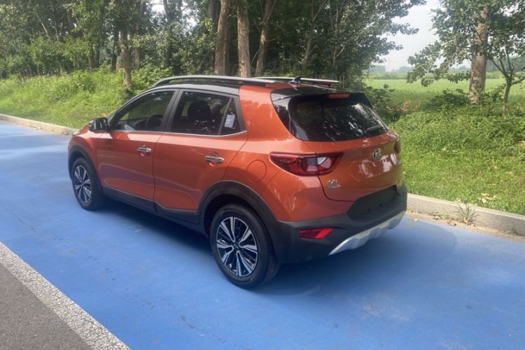 Used Kia kx1 Stonic 2019 1.4L Automatic Sport Edition China VI Exterior 5
