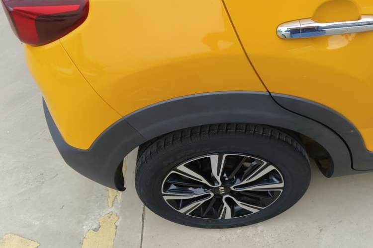 Used Kia kx1 Stonic 2019 1.4L Automatic Sport Edition China VI Exterior 5
