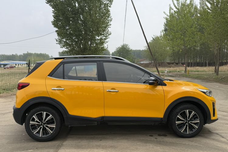 Used Kia kx1 Stonic 2019 1.4L Automatic Fun Edition China V Standard Exterior 5