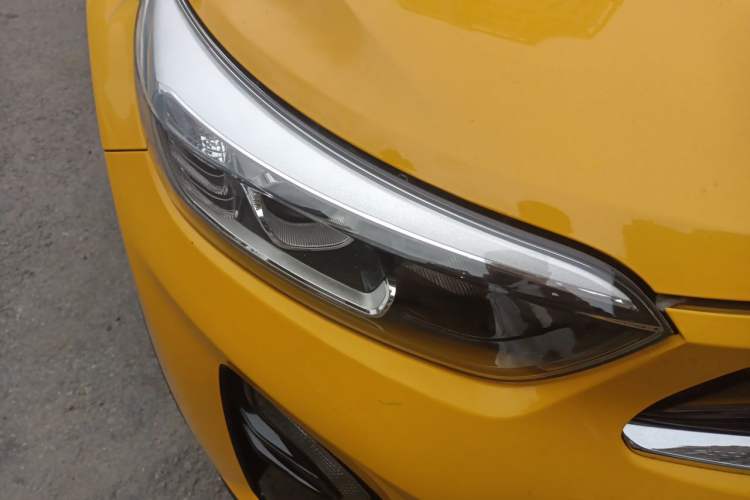 Used Kia kx1 Stonic 2019 1.4L Automatic Sport Edition China VI Exterior 6
