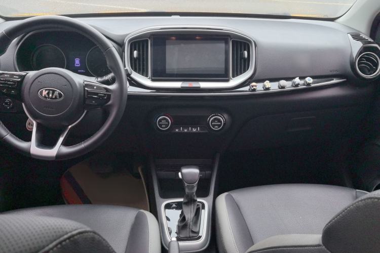 Used Kia kx1 Stonic 2019 1.4L Automatic Fun Edition China VI Exterior 9