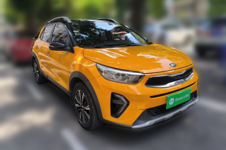 Used Kia kx1 Stonic 2019 1.4L Automatic Fun Edition China V Standard Front Right 45 Deg