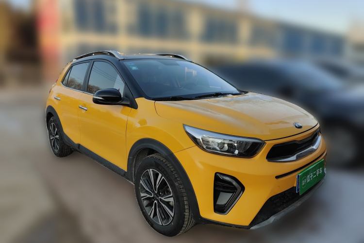 Used Kia kx1 Stonic 2019 1.4L Automatic Fun Edition China VI Front Right 45 Deg