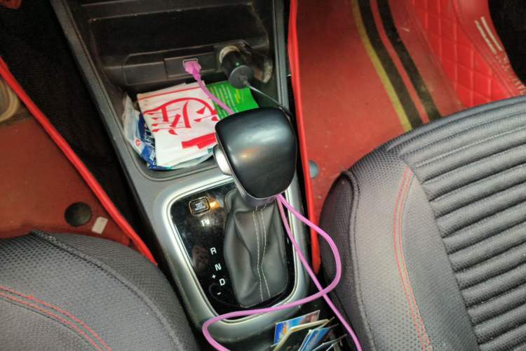 Used Kia kx1 Stonic 2019 1.4L Automatic Fun Edition China VI Gear Lever