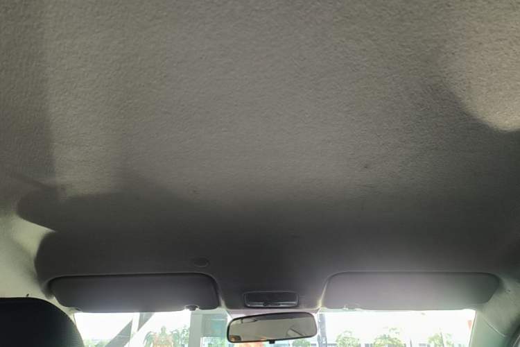 Used Kia kx1 Stonic 2019 1.4L Automatic Fun Edition China V Standard Headliner