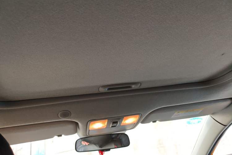 Used Kia kx1 Stonic 2019 1.4L Automatic Fun Edition China VI Headliner