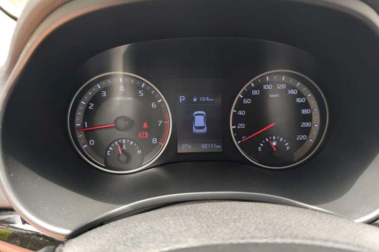 Used Kia kx1 Stonic 2019 1.4L Automatic Sport Edition China VI Instrument Cluster