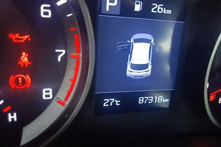 Used Kia kx1 Stonic 2019 1.4L Automatic Sport Edition China VI Instrument Cluster