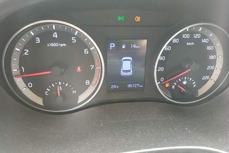 Used Kia kx1 Stonic 2019 1.4L Automatic Fun Edition China VI Instrument Cluster