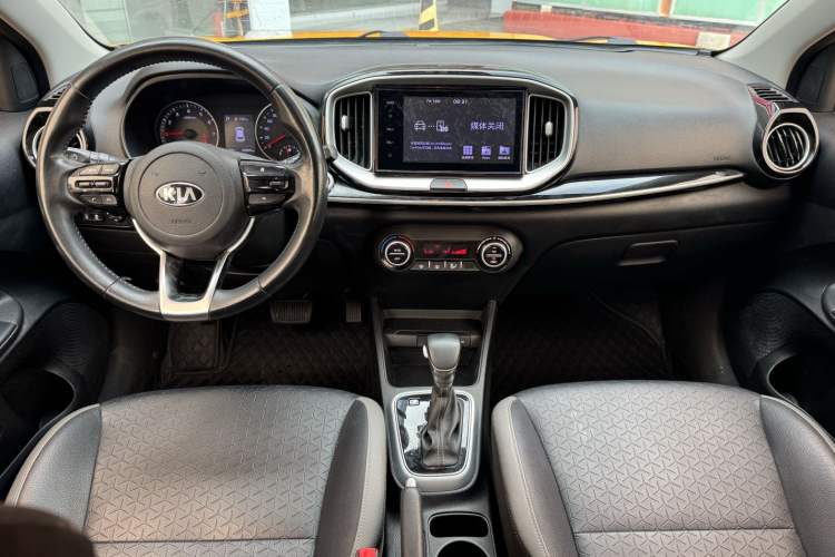 Used Kia kx1 Stonic 2019 1.4L Automatic Fun Edition China V Standard Interior 1