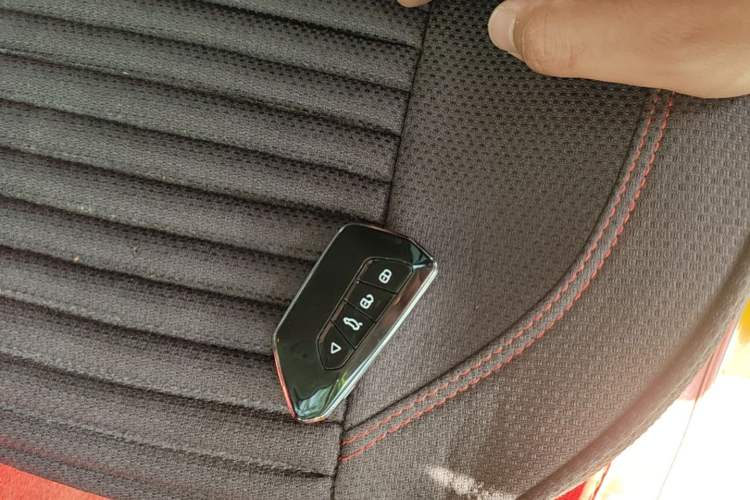 Used Kia kx1 Stonic 2019 1.4L Automatic Fun Edition China VI Interior 1