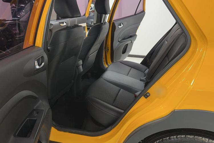 Used Kia kx1 Stonic 2019 1.4L Automatic Sport Edition China VI Interior 2