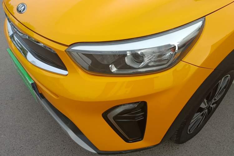 Used Kia kx1 Stonic 2019 1.4L Automatic Sport Edition China VI Left Front Headlight