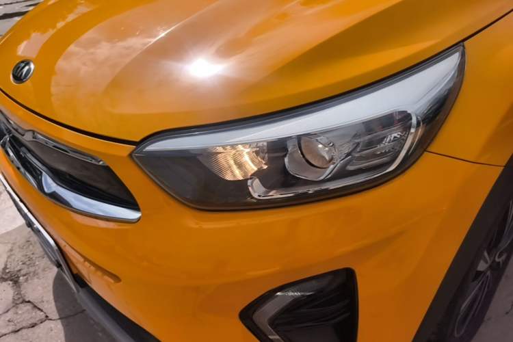 Used Kia kx1 Stonic 2019 1.4L Automatic Sport Edition China VI Left Front Headlight