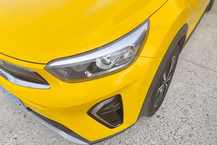 Used Kia kx1 Stonic 2019 1.4L Automatic Fun Edition China VI Left Front Headlight