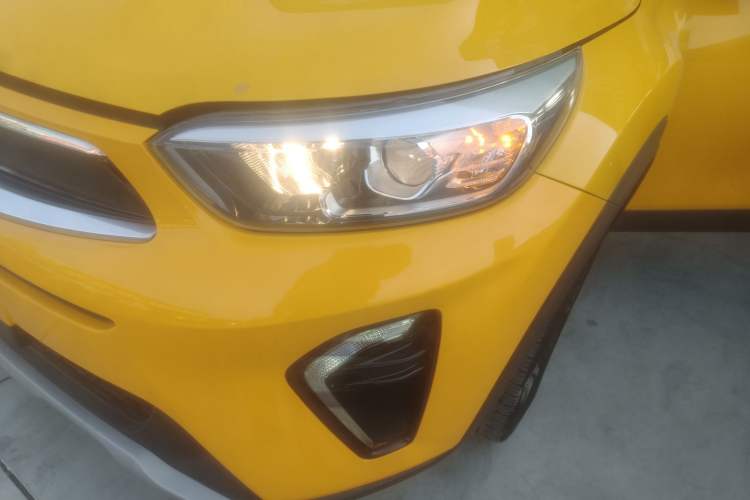 Used Kia kx1 Stonic 2019 1.4L Automatic Fun Edition China VI Left Front Headlight